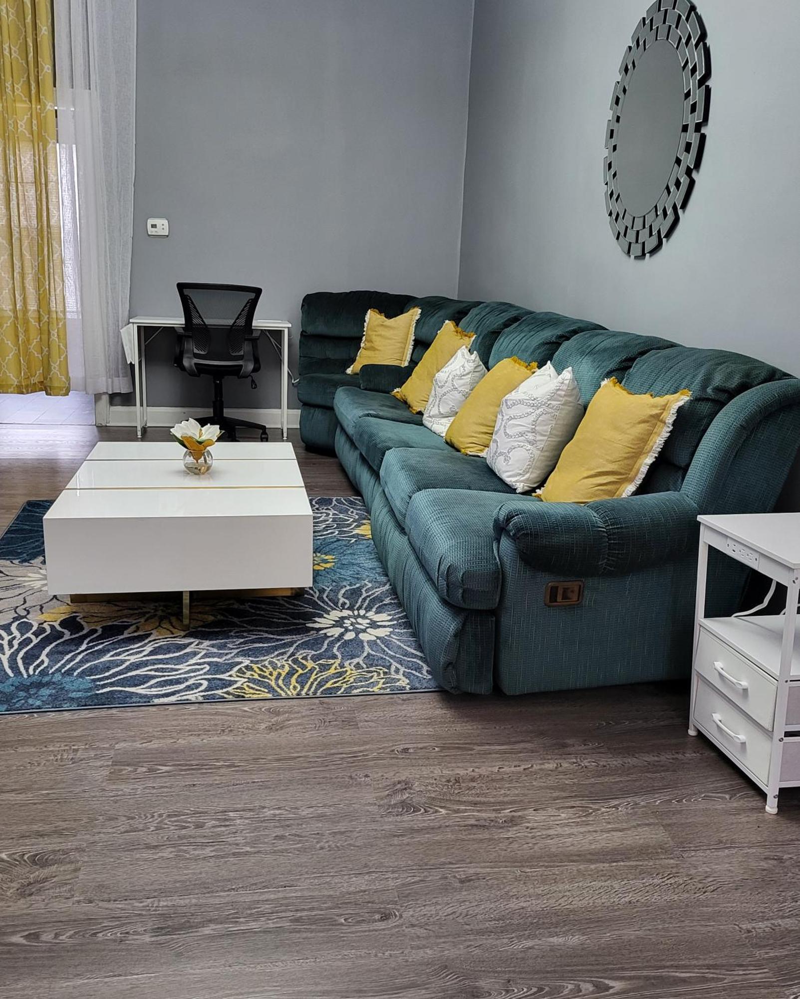 1 Bedroom In Columbus Osu District, Free Parking, Kitchen, Washer And Dryer, Central Location, Downtown, Hospital, Expocenter, Osu Stadium ภายนอก รูปภาพ