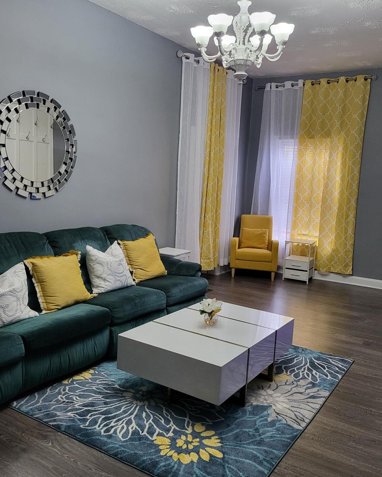1 Bedroom In Columbus Osu District, Free Parking, Kitchen, Washer And Dryer, Central Location, Downtown, Hospital, Expocenter, Osu Stadium ภายนอก รูปภาพ